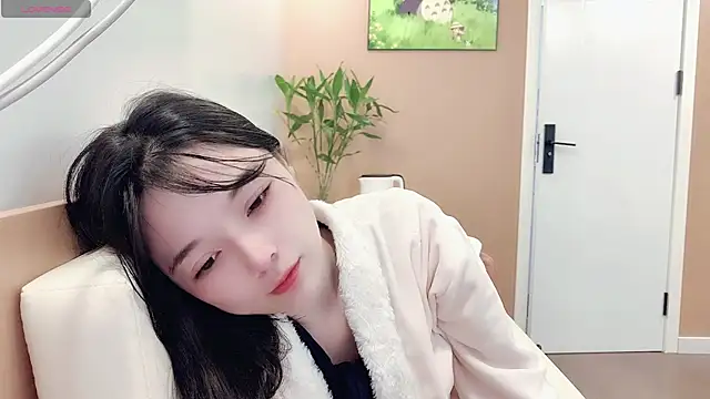 AKiKi711 online show from February 12, 4:29 am