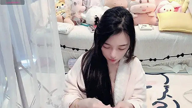 AKiKi711 online show from March 25, 5:02 am