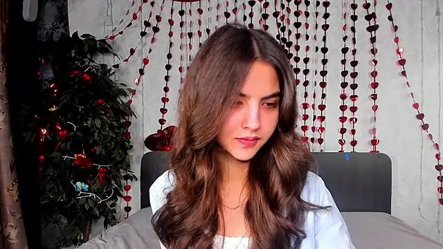 Milana Crystal  online show from February 12, 8:09 am