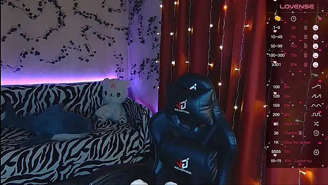 Sidney blush online show from January 15, 11:21 am