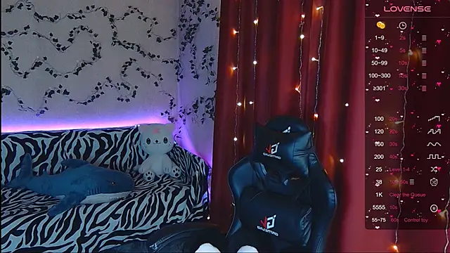 Sidney blush online show from January 20, 8:41 am