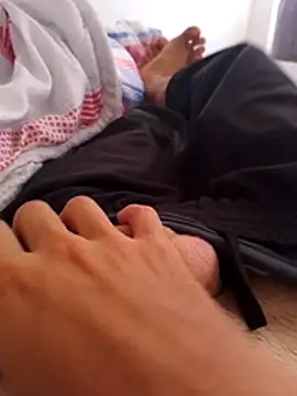 Adee21e online show from January 10, 3:25 pm