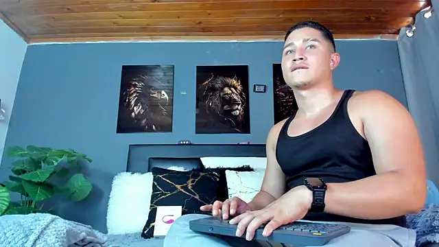 Snapshot of francesco_evan chatting on October 26, 6:14 pm francesco evan online show from October 26, 6:14 pm