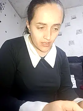 anndreapds online show from February 21, 4:48 pm