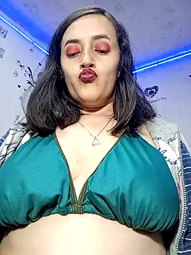 anndreapds online show from October 3, 5:10 pm