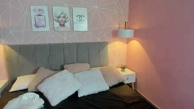 zara  sweet online show from March 6, 1:40 pm