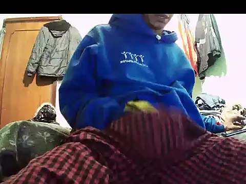 andrescaraballo online show from April 20, 5:21 am