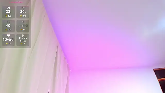 Kylie2211 online show from March 27, 3:01 am