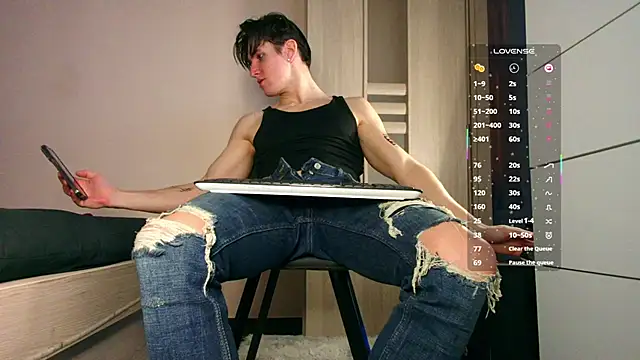 ChristianLevine  online show from January 7, 4:53 pm