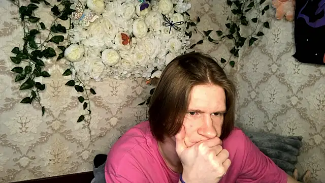 Snapshot of ArchiZuki69 chatting on March 10, 2:22 pm ArchiZuki69 online show from March 10, 2:22 pm