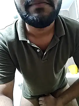 Snapshot of Vickyy_001 chatting on February 23, 6:56 pm Vickyy 001 online show from February 23, 6:56 pm