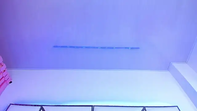 Snapshot of SarayRoyse chatting on February 22, 10:20 pm SarayRoyse online show from February 22, 10:20 pm