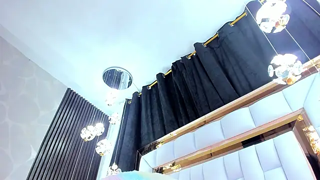 Snapshot of SarayRoyse chatting on March 6, 10:26 pm SarayRoyse online show from March 6, 10:26 pm