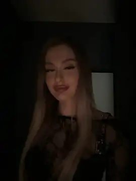 Sweet  Milly online show from January 9, 9:47 pm