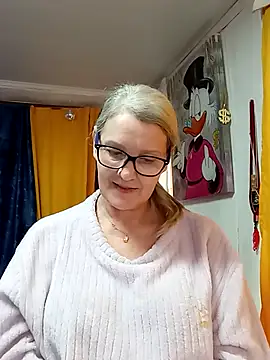 irinamaux online show from March 28, 10:37 am