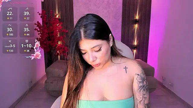 Snapshot of celeste_rosse chatting on January 21, 3:15 am celeste rosse online show from January 21, 3:15 am