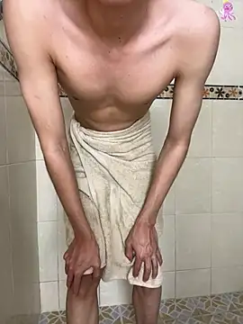 Snapshot of Levii_Ackermann chatting on February 24, 12:52 am Levii Ackermann online show from February 24, 12:52 am