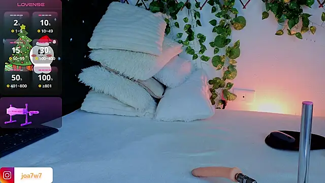 Snapshot of Levii_Ackermann chatting on December 4, 3:54 pm Levii Ackermann online show from December 4, 3:54 pm