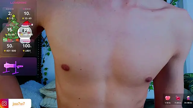 Snapshot of Levii_Ackermann chatting on December 15, 2:10 pm Levii Ackermann online show from December 15, 2:10 pm