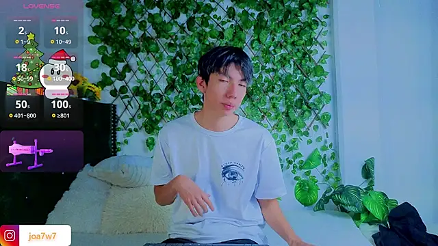 Levii Ackermann online show from December 19, 1:40 pm