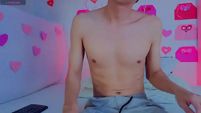 Levii Ackermann online show from February 17, 2:24 pm