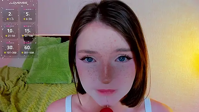 lexxxxxxi online show from February 14, 6:37 pm