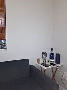 Snapshot of Zander823 chatting on February 11, 3:22 am Zander823 online show from February 11, 3:22 am