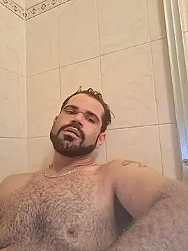 Snapshot of Zander823 chatting on May 7, 4:29 am Zander823 online show from May 7, 4:29 am
