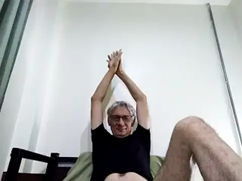 Snapshot of BIGUNCUTHARDCOCK chatting on March 18, 10:14 am BIGUNCUTHARDCOCK online show from March 18, 10:14 am