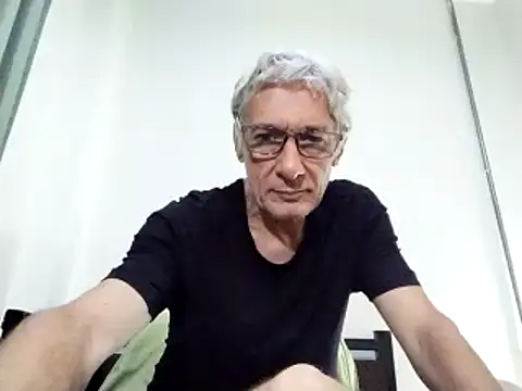 Snapshot of BIGUNCUTHARDCOCK chatting on March 19, 12:37 am BIGUNCUTHARDCOCK online show from March 19, 12:37 am