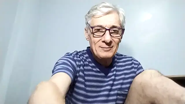 Snapshot of BIGUNCUTHARDCOCK chatting on September 28, 2:00 pm BIGUNCUTHARDCOCK online show from September 28, 2:00 pm