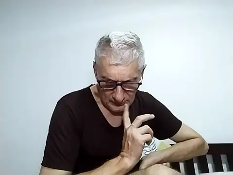 BIGUNCUTHARDCOCK online show from March 2, 5:08 am