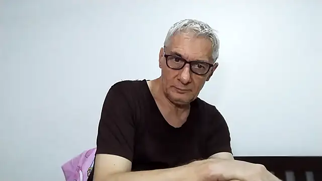 BIGUNCUTHARDCOCK online show from April 16, 12:33 am