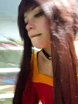 Snapshot of loIijanne chatting on November 7, 12:32 am loIijanne online show from November 7, 12:32 am