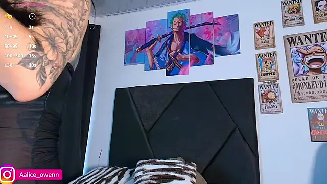 Snapshot of Aliceowenn chatting on November 7, 9:48 pm Aliceowenn online show from November 7, 9:48 pm