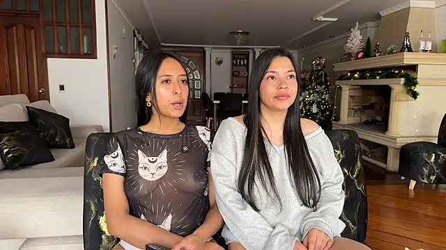 2SummerLove1 online show from December 22, 2:36 pm