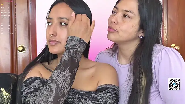 2SummerLove1 online show from March 14, 8:25 pm