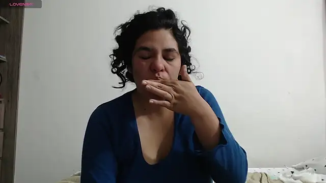 Anne purple online show from October 6, 4:04 pm