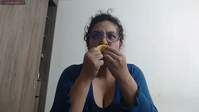 Anne purple online show from November 27, 3:47 pm