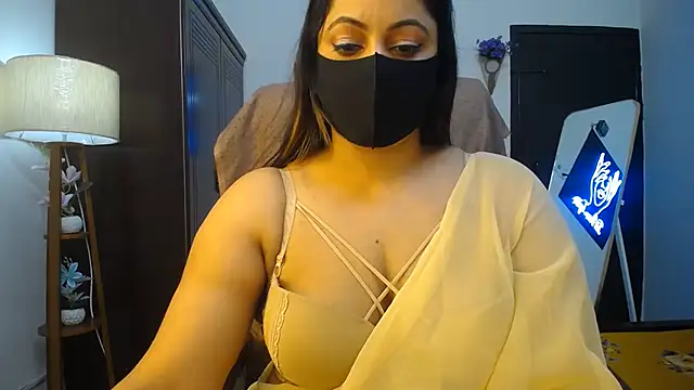 SohanaSabaSexy online show from August 3, 9:04 am