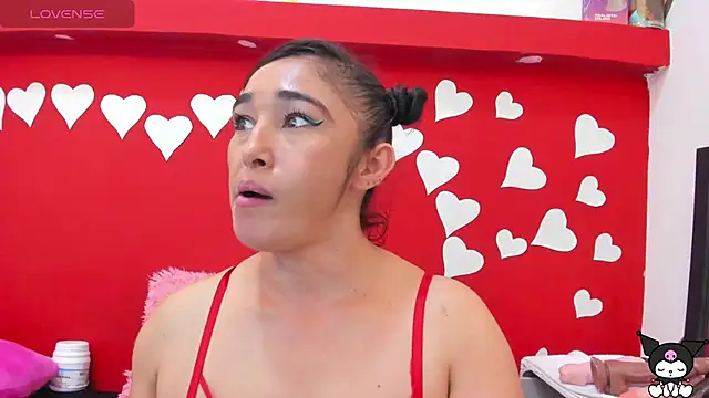 charlotte-11 online show from March 11, 9:15 pm