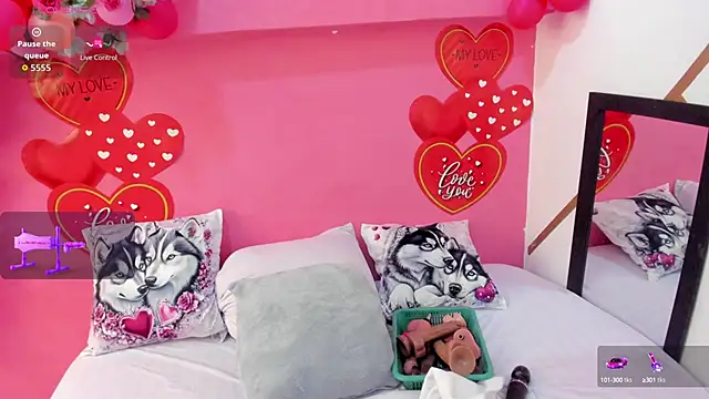 charlotte-11 online show from September 21, 1:35 pm