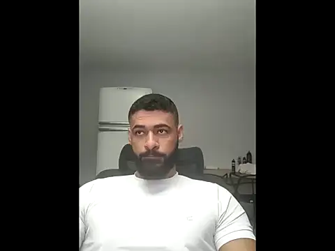 Snapshot of Valtin233 chatting on June 3, 4:56 pm Valtin233 online show from June 3, 4:56 pm