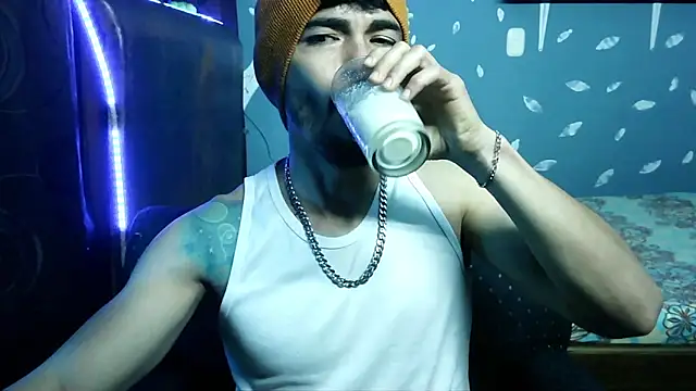 ponzothc online show from April 1, 8:50 pm