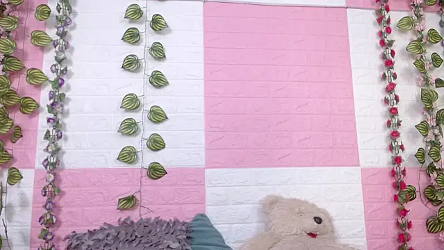 AnyaFloyd69 online show from March 21, 9:12 pm