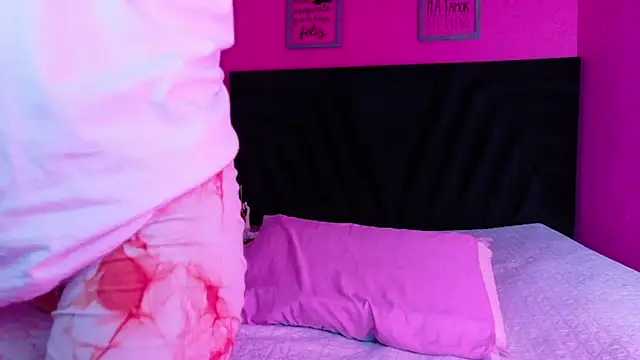 cattaleeyaa online show from March 24, 7:52 pm