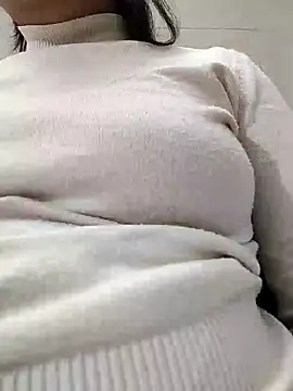 Snapshot of Husnpari20 chatting on December 15, 1:43 pm Husnpari20 online show from December 15, 1:43 pm