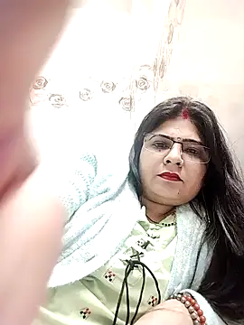 Snapshot of Husnpari20 chatting on January 8, 10:04 am Husnpari20 online show from January 8, 10:04 am