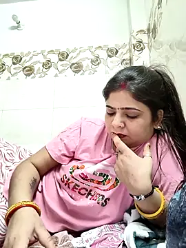 Snapshot of Husnpari20 chatting on March 9, 5:06 pm Husnpari20 online show from March 9, 5:06 pm