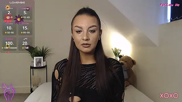 Snapshot of SecretSienna chatting on March 16, 8:10 am SecretSienna online show from March 16, 8:10 am